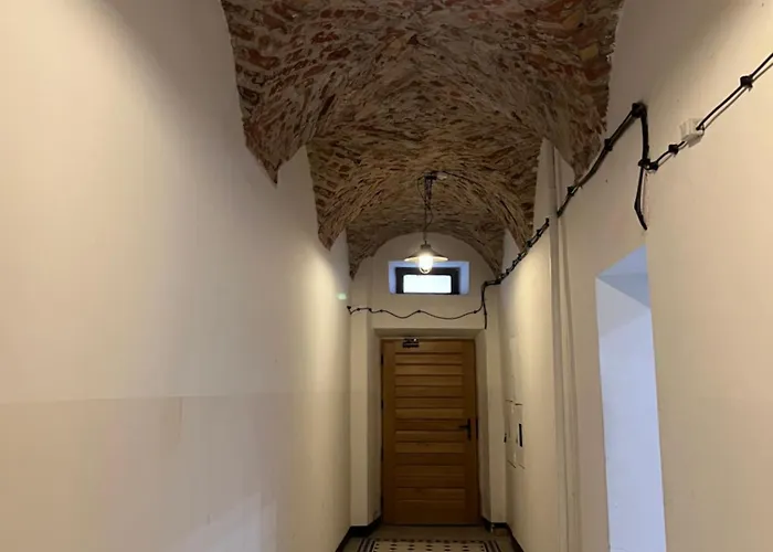 Old Town Jezuicka 2 *